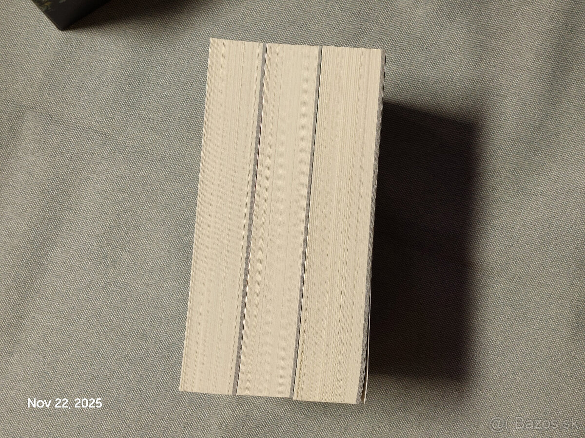 N. K. Jemisin 'The Broken Earth Trilogy' (ENG) - 5