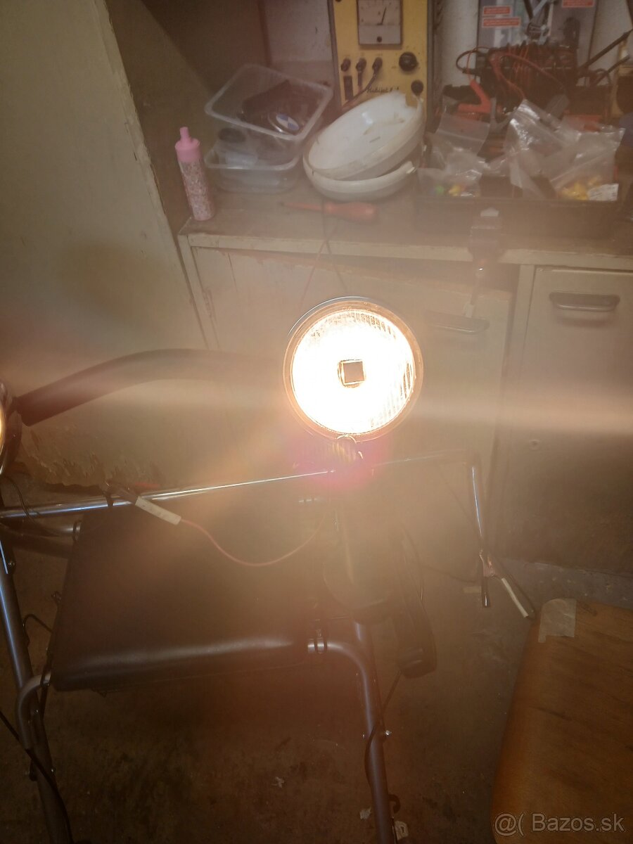 Halogenové prídavne svetla Hella halogen le mans - 5