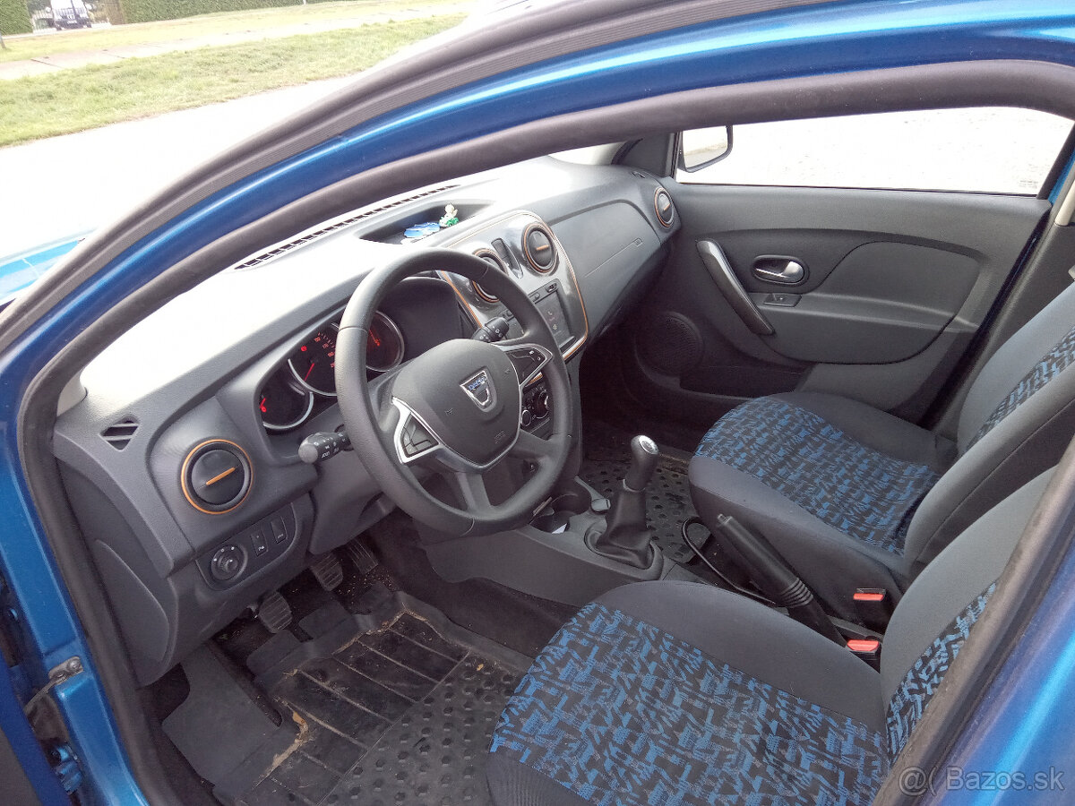 Logan MCVII Stepway - 5