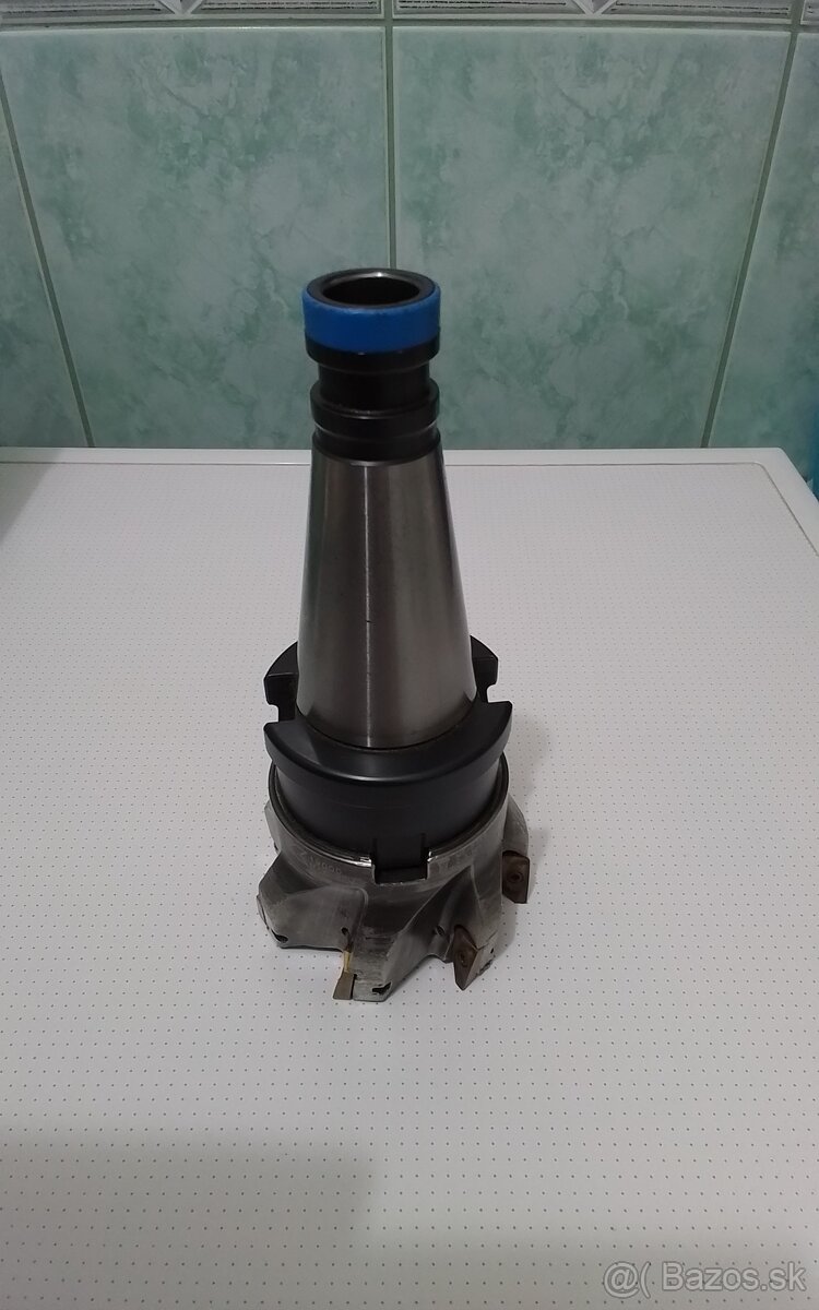 Predám frézovacie hlavy, nozovy drziak a prizmu. - 5