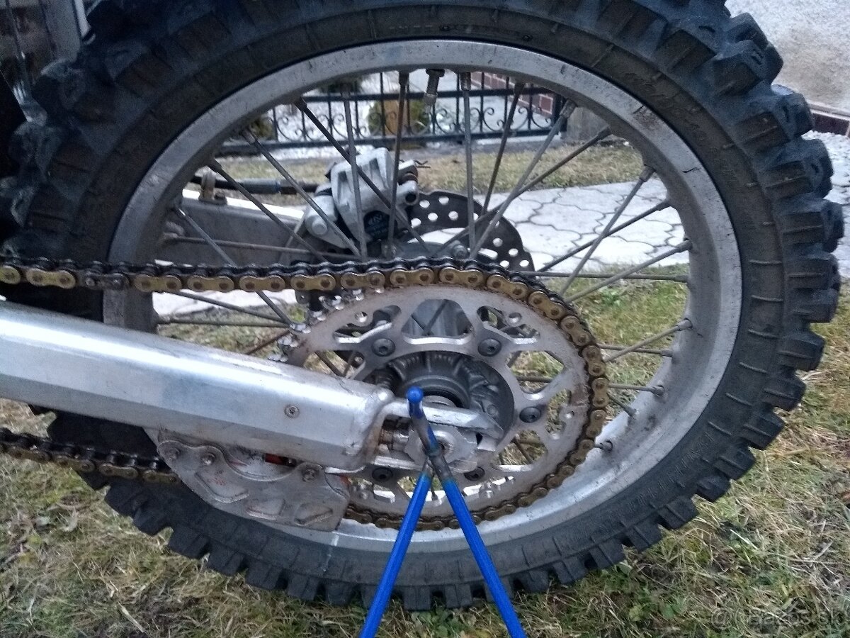 KTM 125