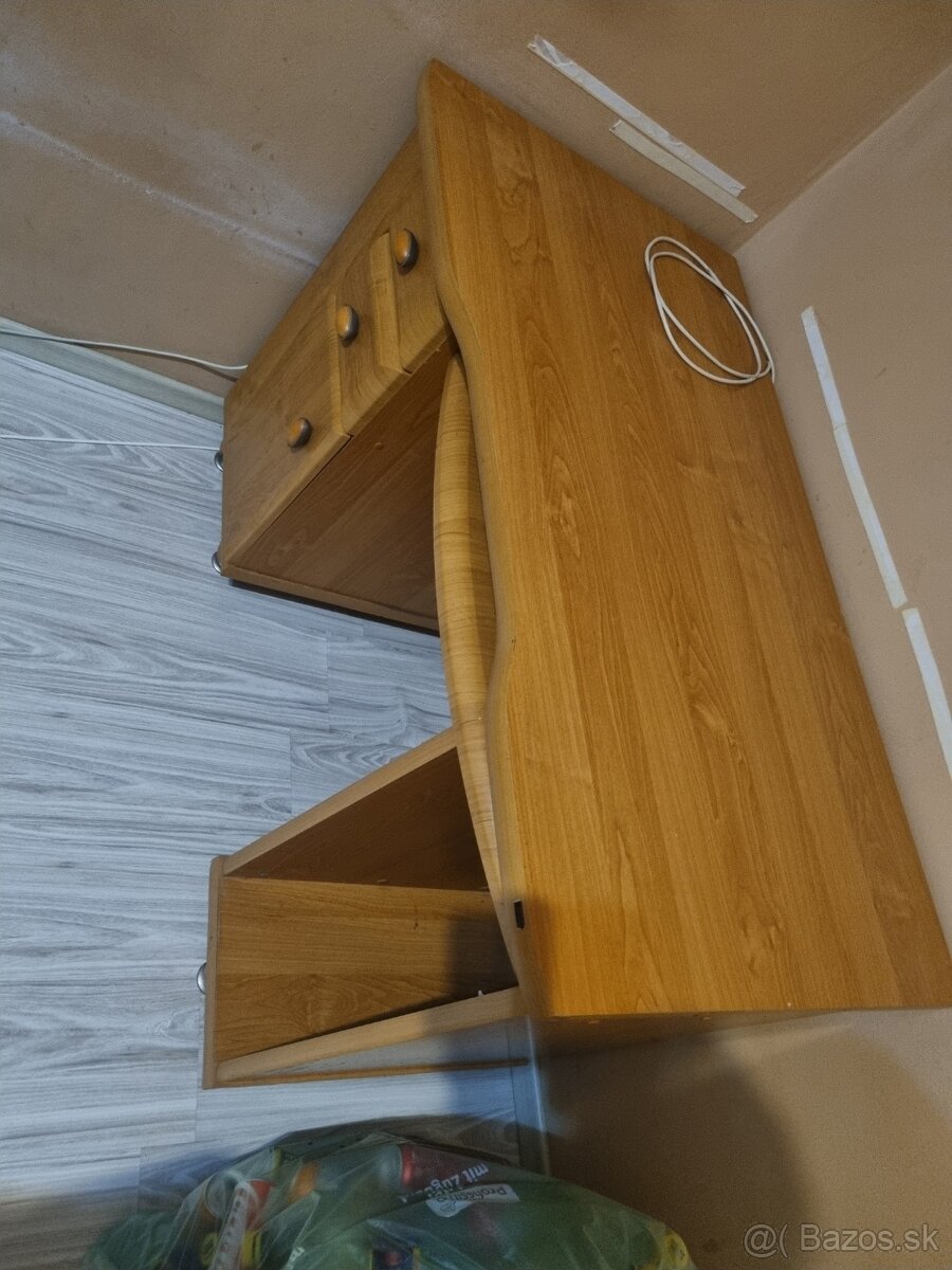 Predam nabytok - odvoz si riesite vy - 5