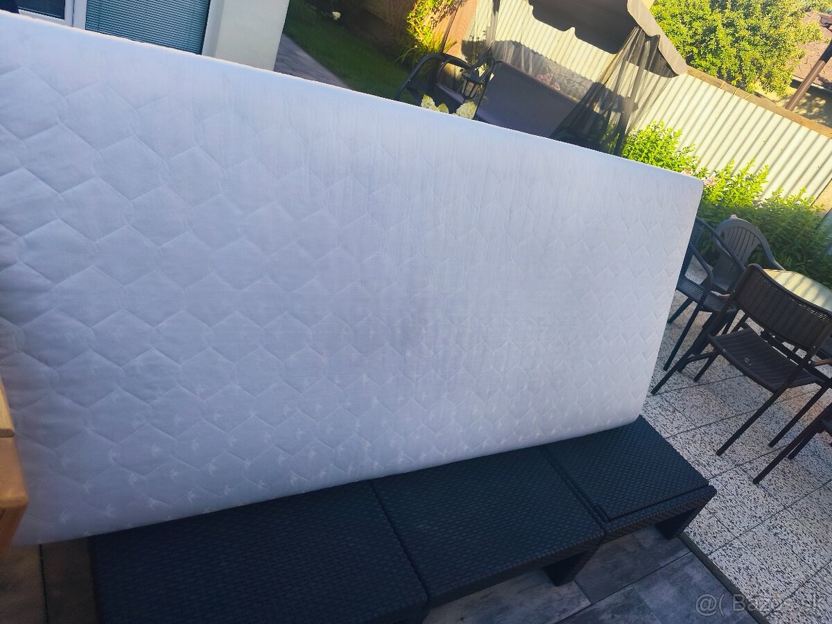 Drevená posteľ - 5