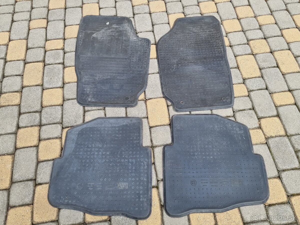 škoda fabia I predná kapota zlatej farby 7601 - 5