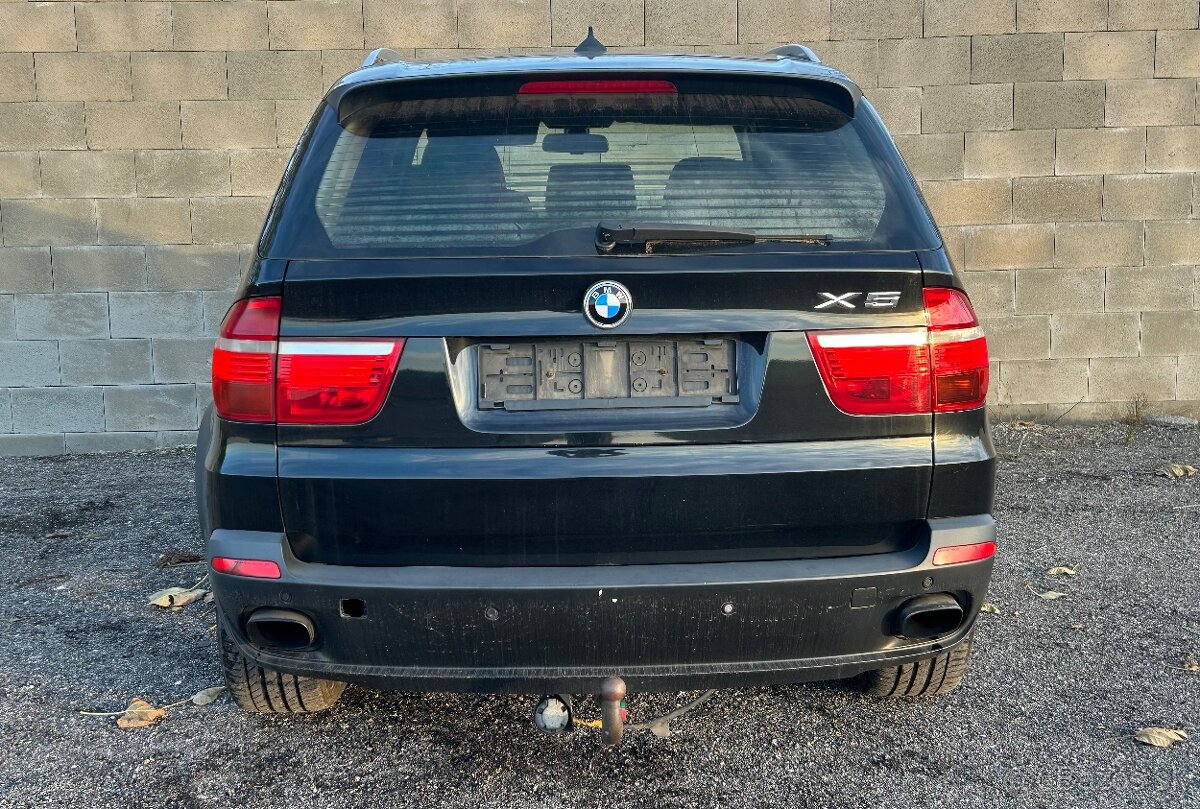 ROZPREDAM BMW X5 E70 3,0d 173kw - 5