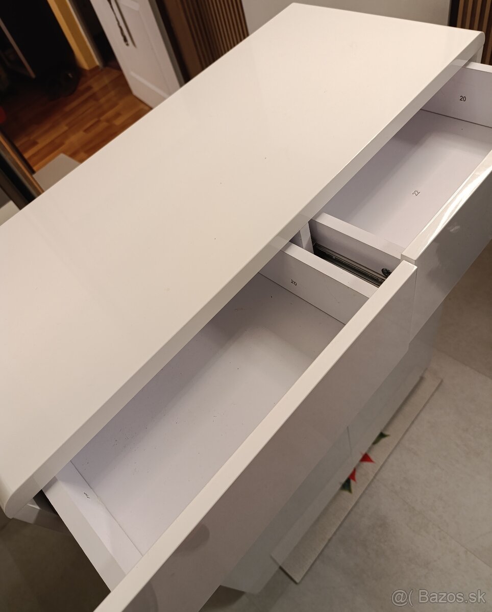 Moderná biela skrinka/ komoda - 5