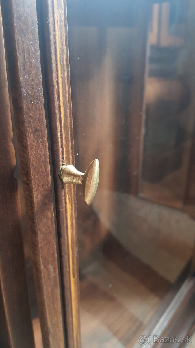 Starozitny relikviár a religiozne sochy. - 5