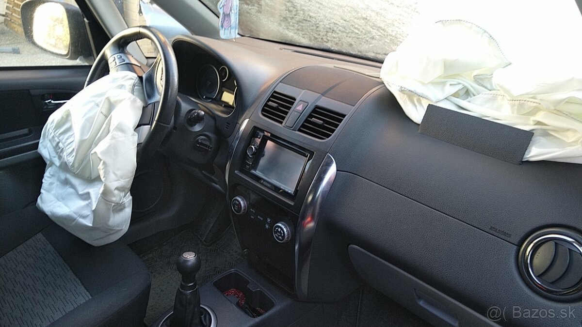 Predám Suzuki sx4 4x4 - 5