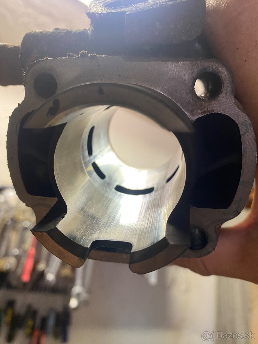 Yamaha aerox valec - 5