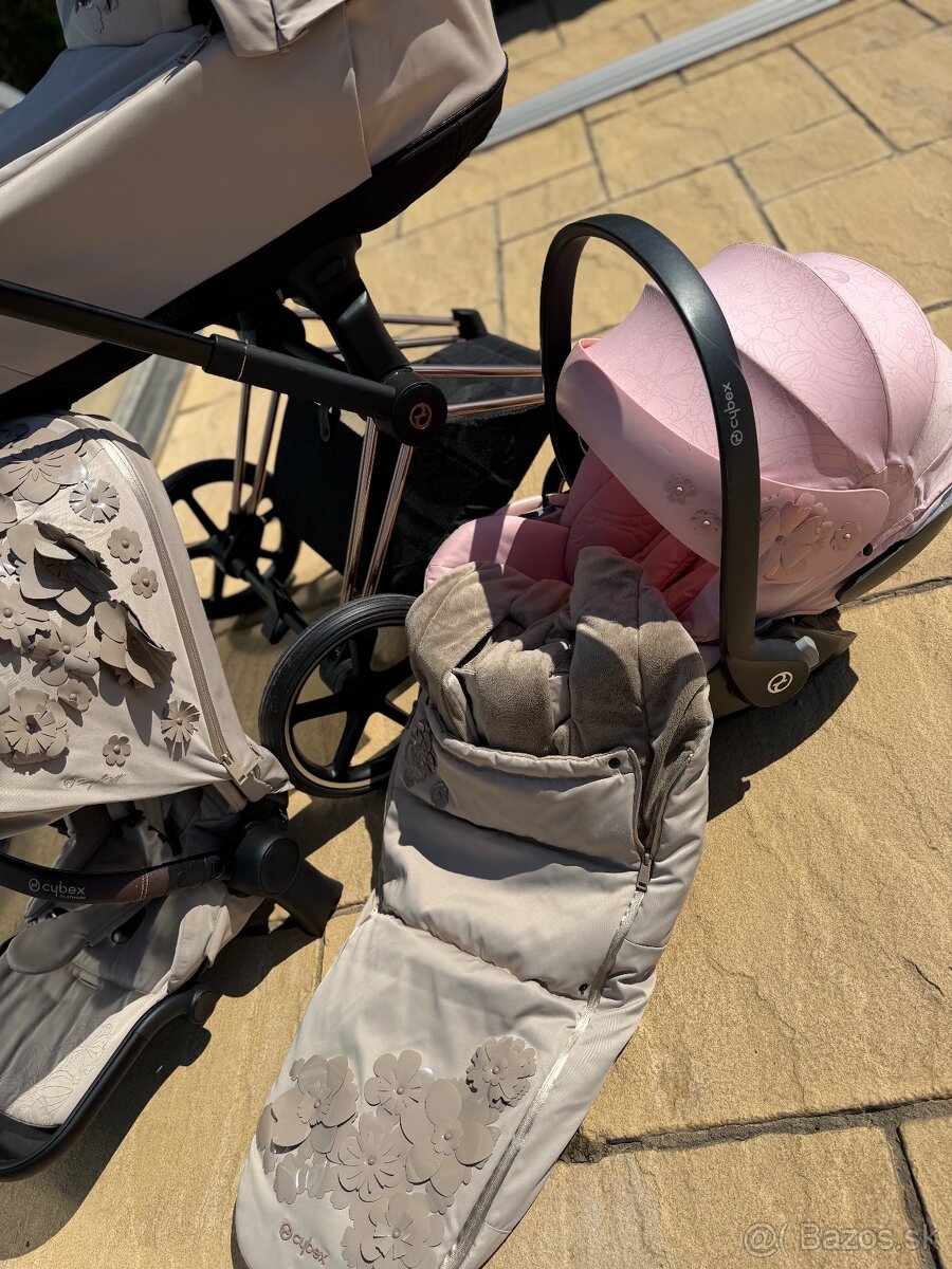 Cybex limitka Simply flowers 2024 - 5