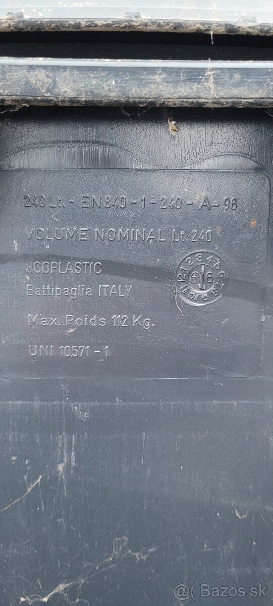 plastová nádoba s kolieskami 240 l - 5