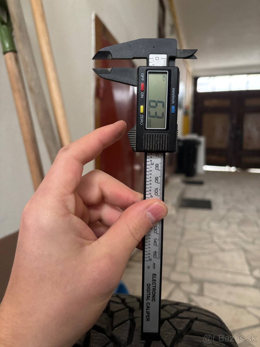 195/60 R16 89H zimné - 5