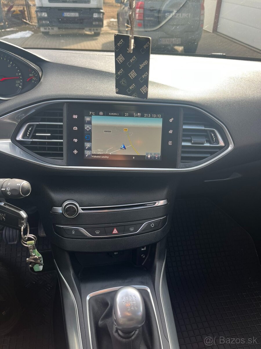 PEUGEOT 308 SW 2.0HDi 110kw - 5