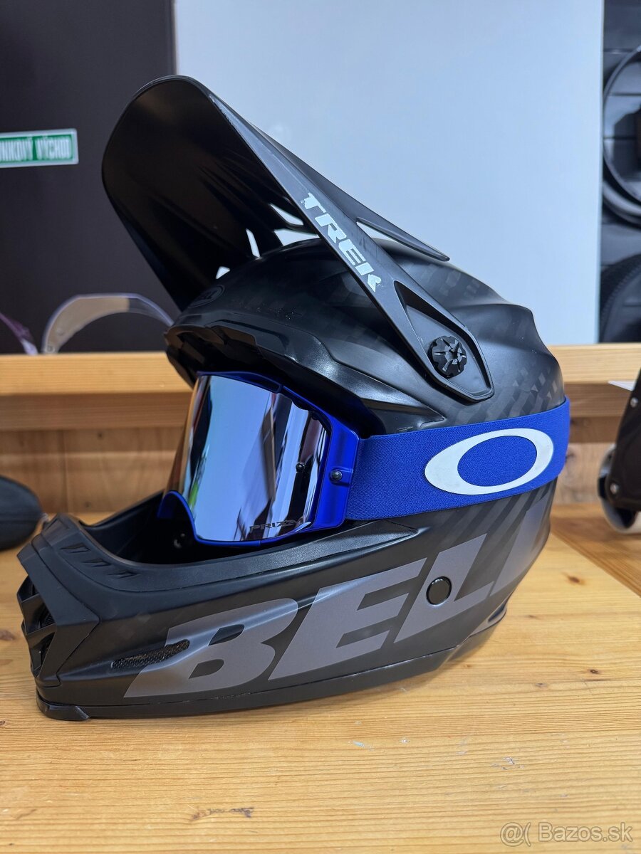Oakley airbrake - 5