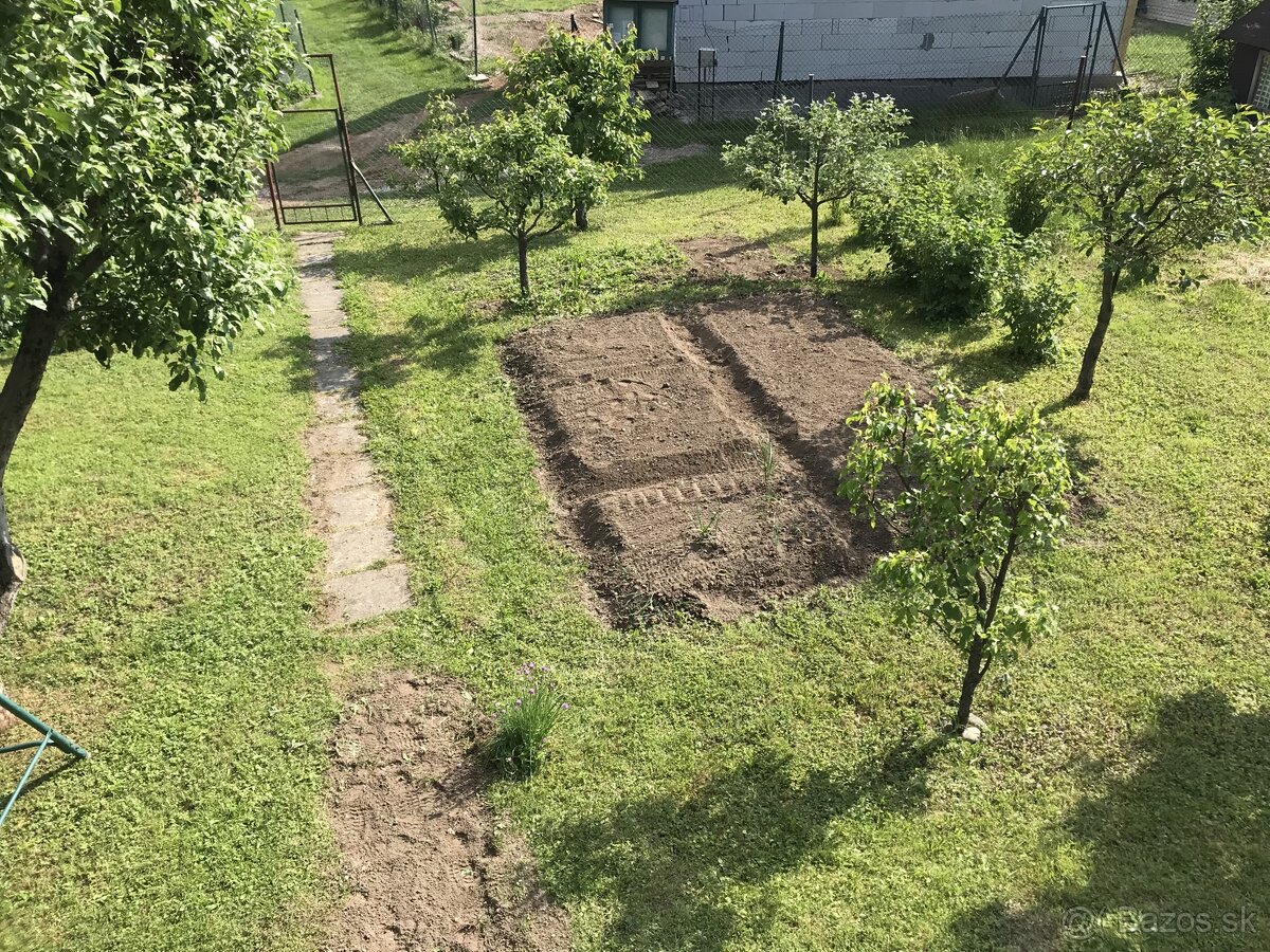 Záhrada s chatkou Spišská Nová Ves - 5