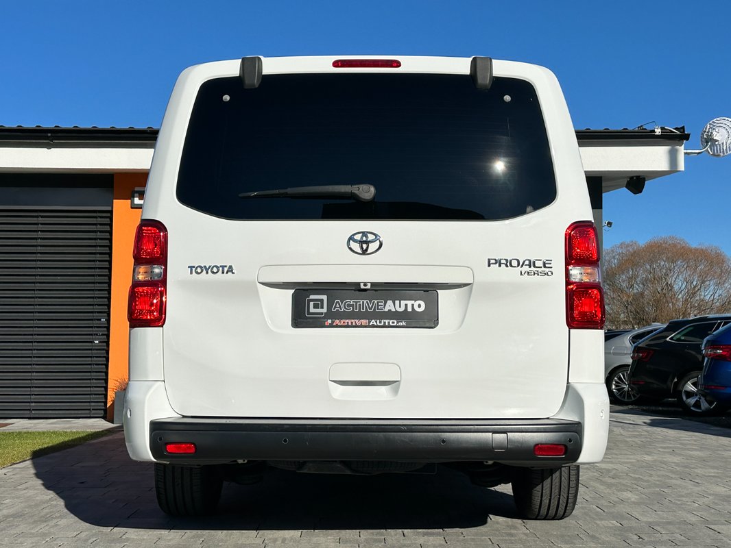 Toyota Proace Team deutschland 2.0 D-4D 180k AT/8 8-Miest - 5