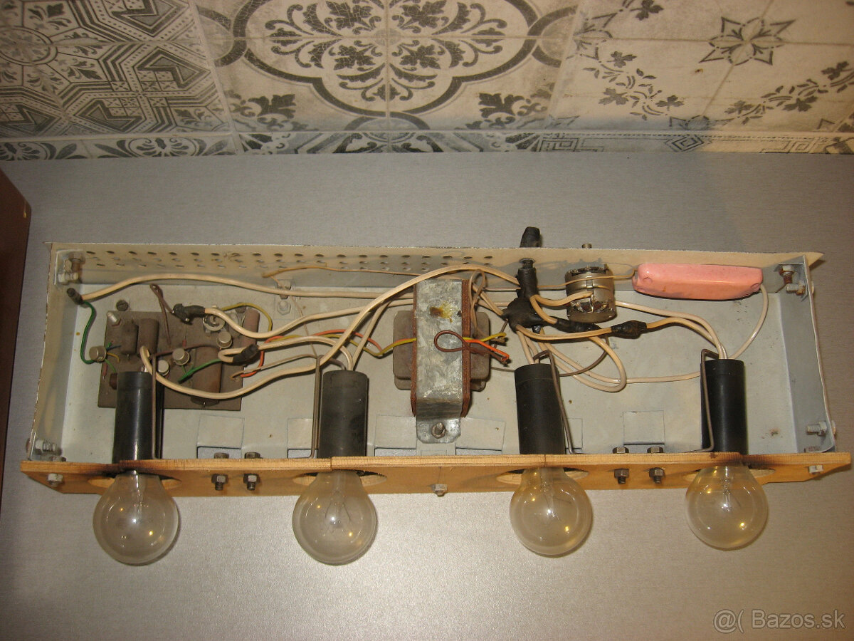 Retro svietiaci panel - 5