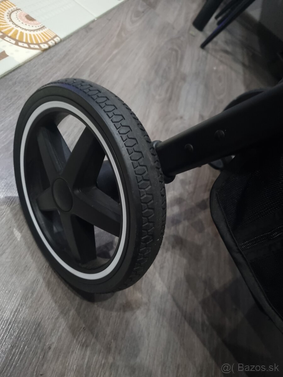 Kinderkraft kočík + Elodie podložka - 5