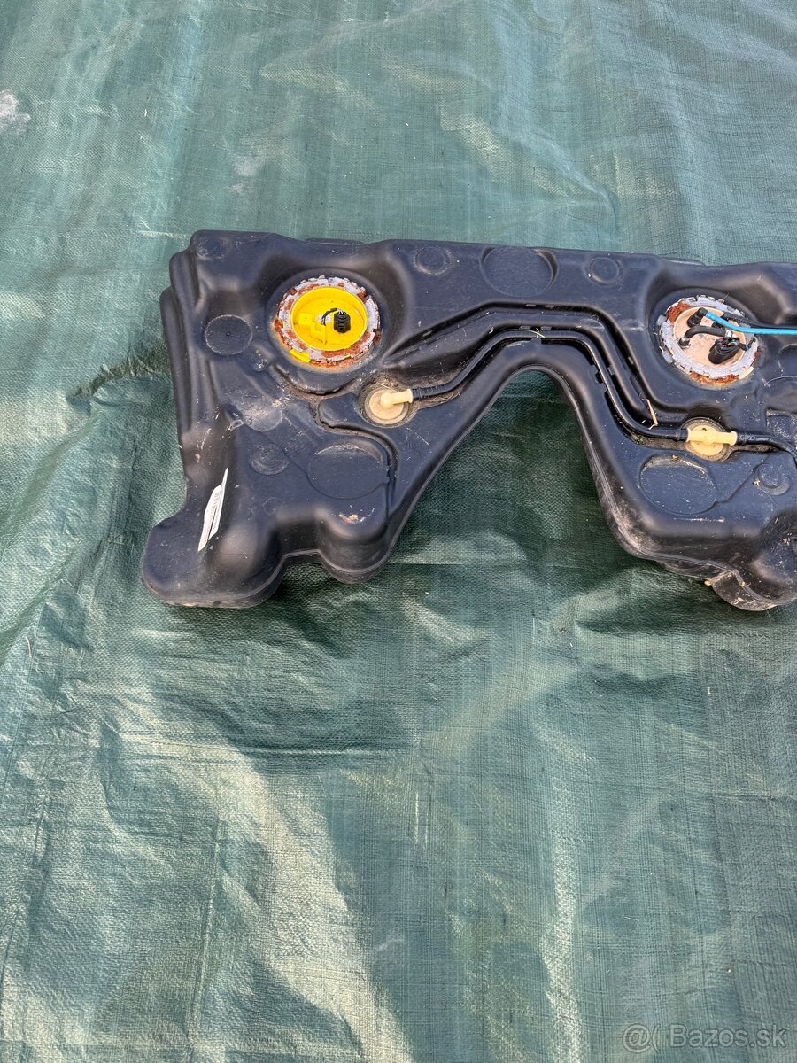 Palivová nádrž Superb 2 TDI - 5