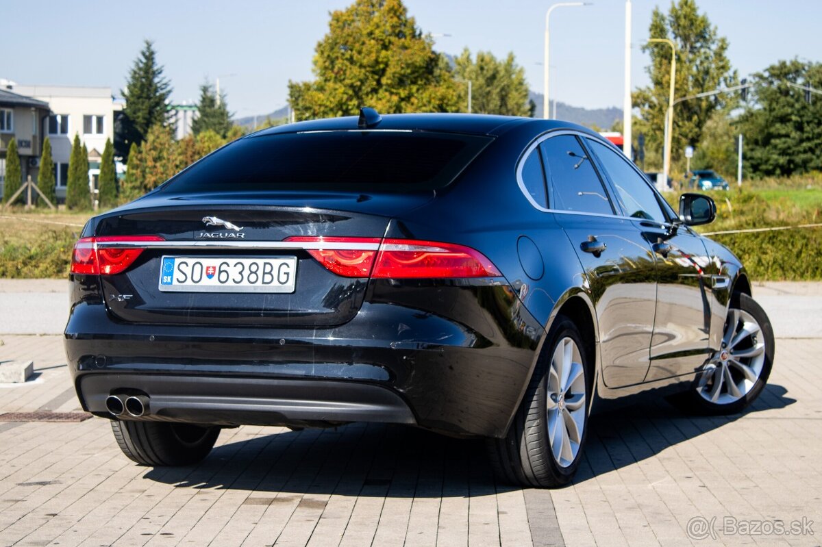 Jaguar XF 2.0D R-Sport (2016) - 5