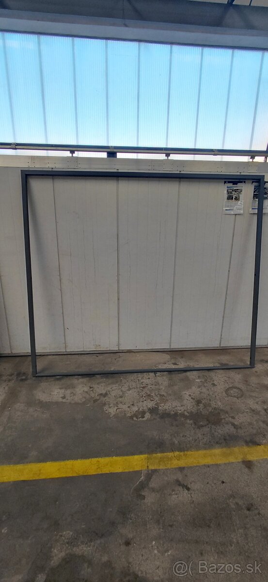 Dvojkrídlová garážová brána - 5