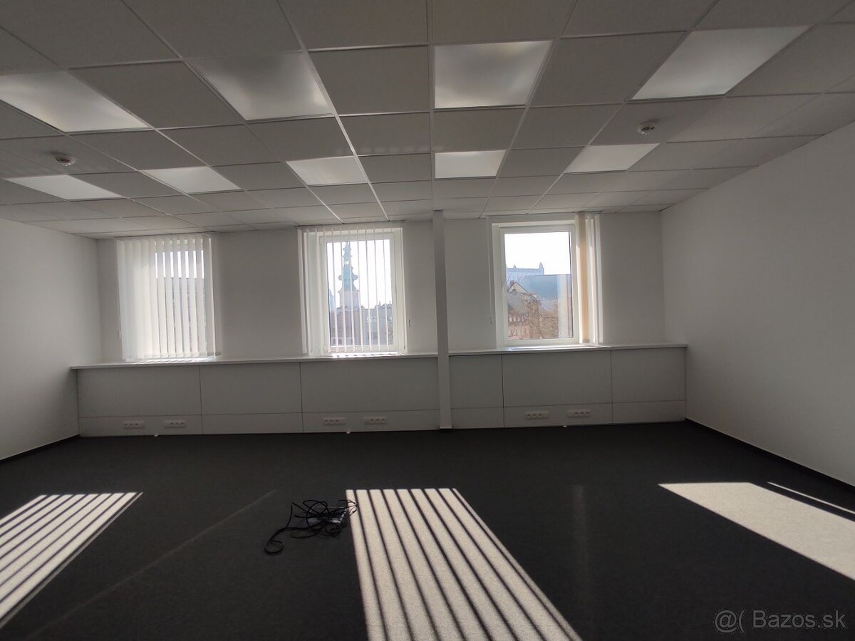 Svetlý kancelársky celok, 330m2, Hurbanovo Námestie/Obchodná - 5