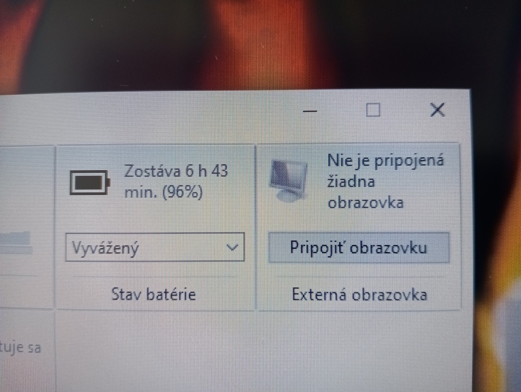 predám Dell Vostro / 6gb ram/ Intel core i3 /120gb ssd disk - 5