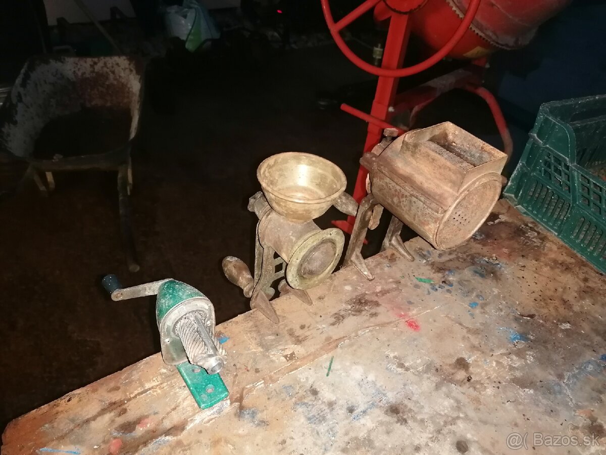 Staré Zámky, kovania šišky na plot koleso, mlynceky - 5