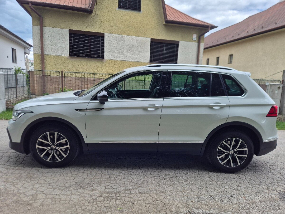 ===Volkswagen Tiguan=== - 5