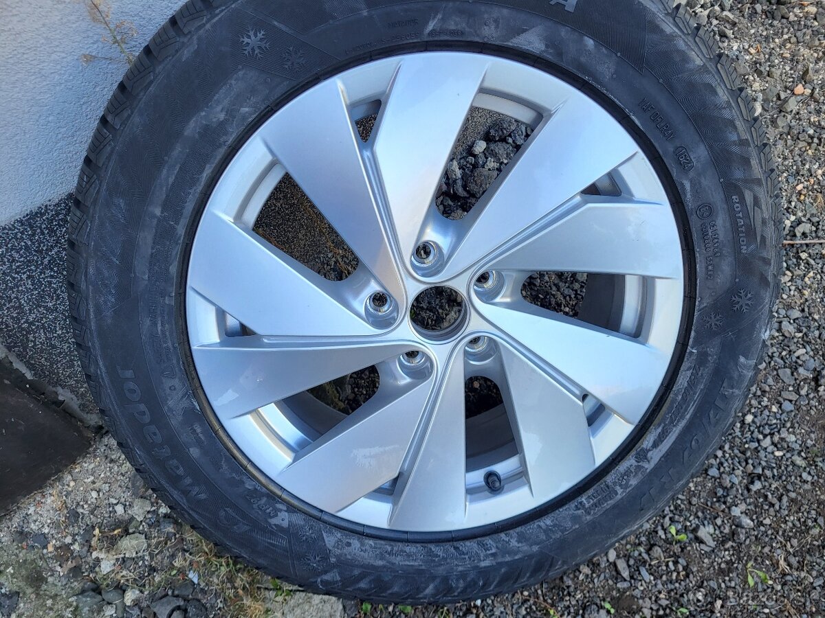 Nepoužitá zimní kola Volkswagen Tayron Tiguan R17 ET40 - 5