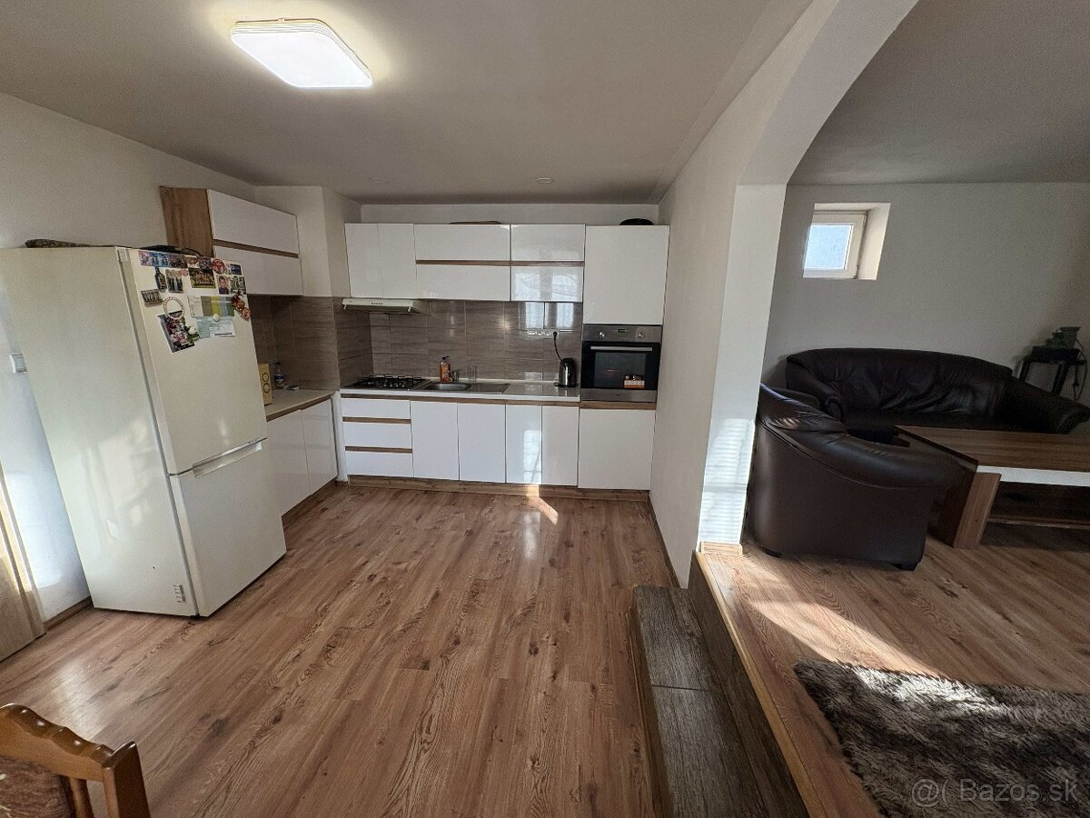 Zariadený rodinný dom pripravený na okamžité bývanie – Očová - 5