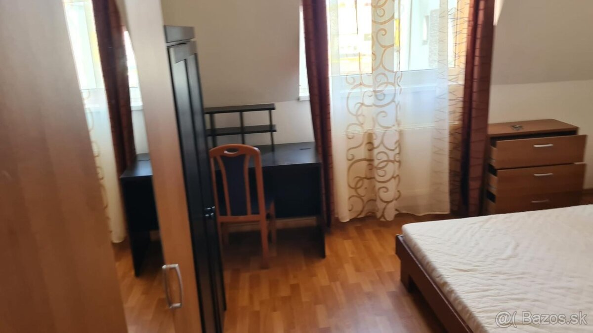Prenájom menšieho 2-izb.bytu v RD, Petržalka - 5