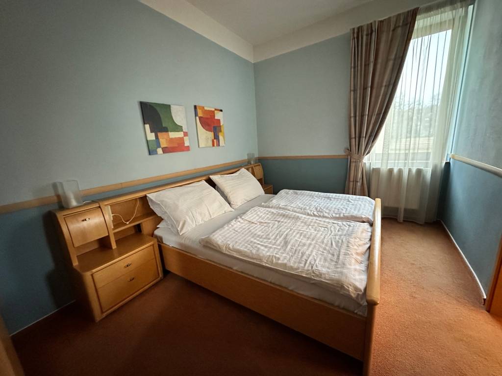 2 izbový zariadený byt na dlhodobý prenájom v centre Trnavy - 5