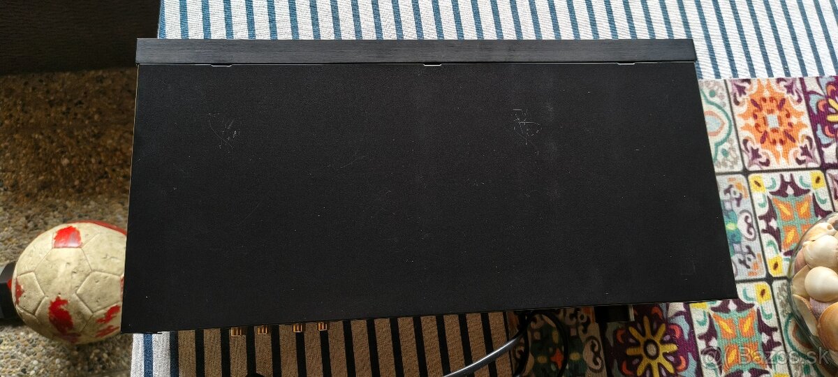 Equalizer Hitachi 10 pásmový - 5