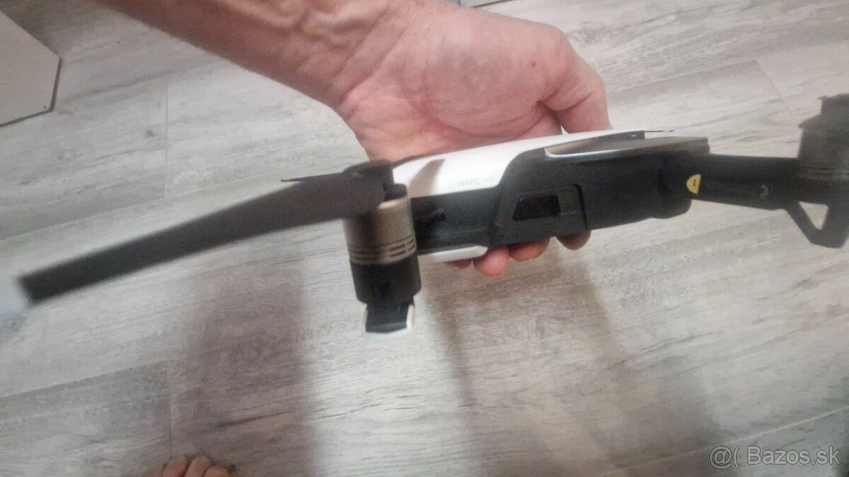 Predám dron mavic air fly more combo - 5