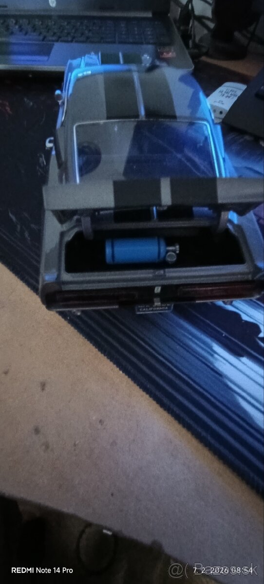 Ford Mustang GT 500 - 5