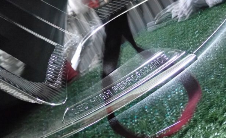 mercedes B svetlo led 2015+ - 5