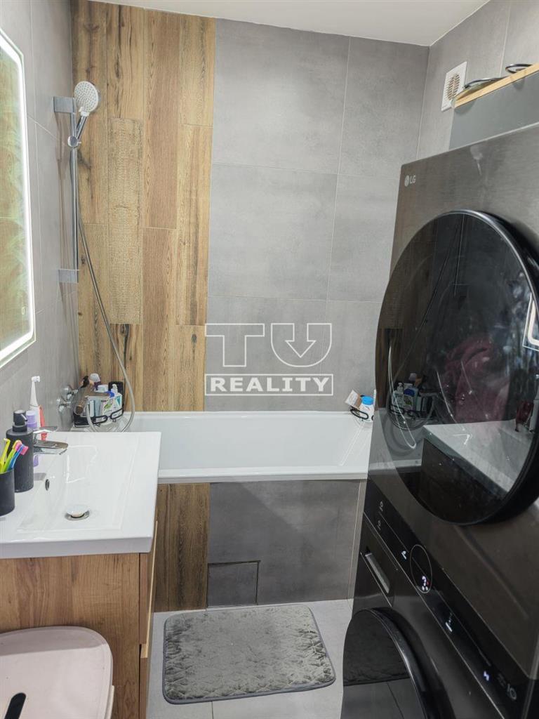 3 IZBOVÝ BYT 64M2 UL. K. ŠMIDKEHO TRENČÍN - 5