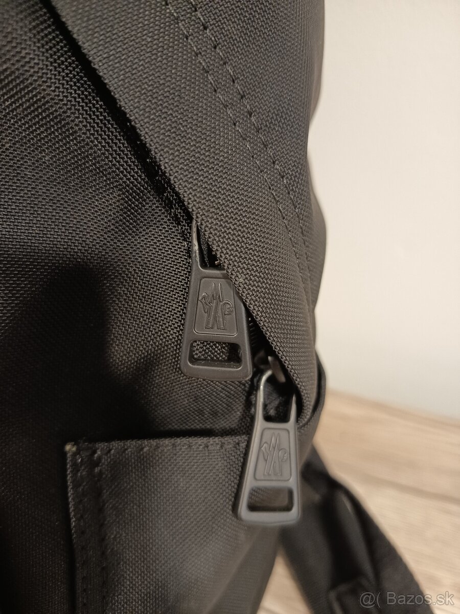 Predám ruksak Moncler - 5