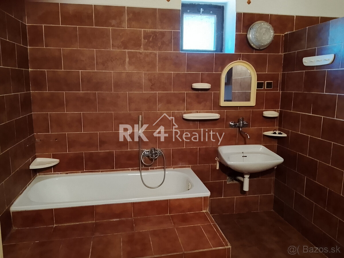 RK4 - PREDAJ - 3-izbový rodinný dom v obci Gbelce, okres No - 5