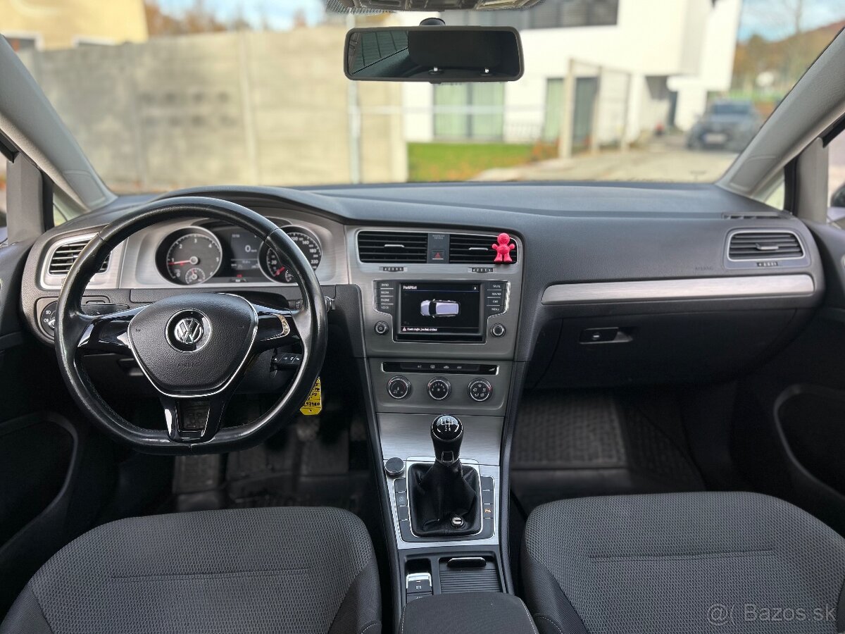 VW Golf 7 Hatchback - 5