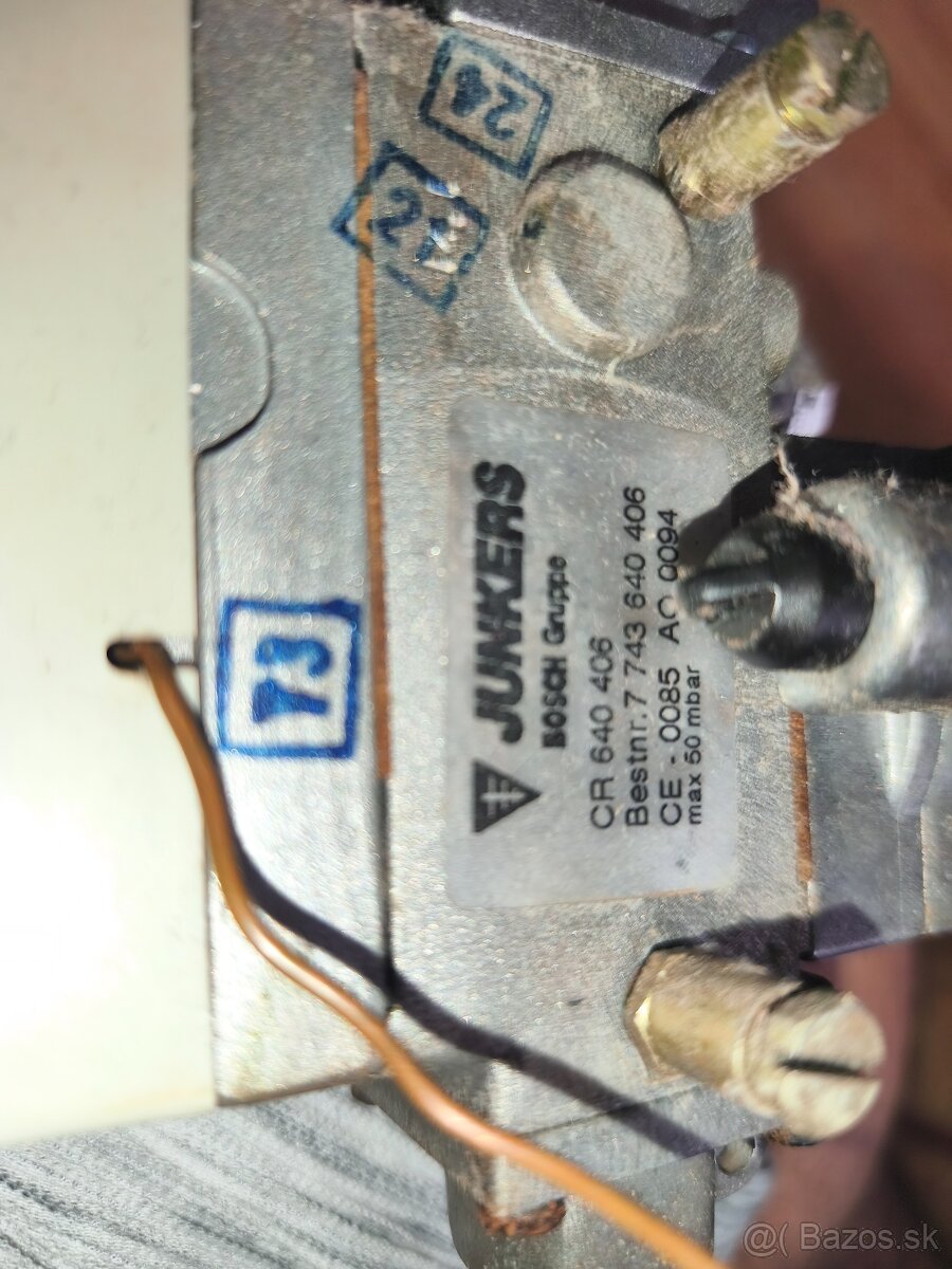 Plynový ventil/regulátor Junkers CR 640 406 - 5