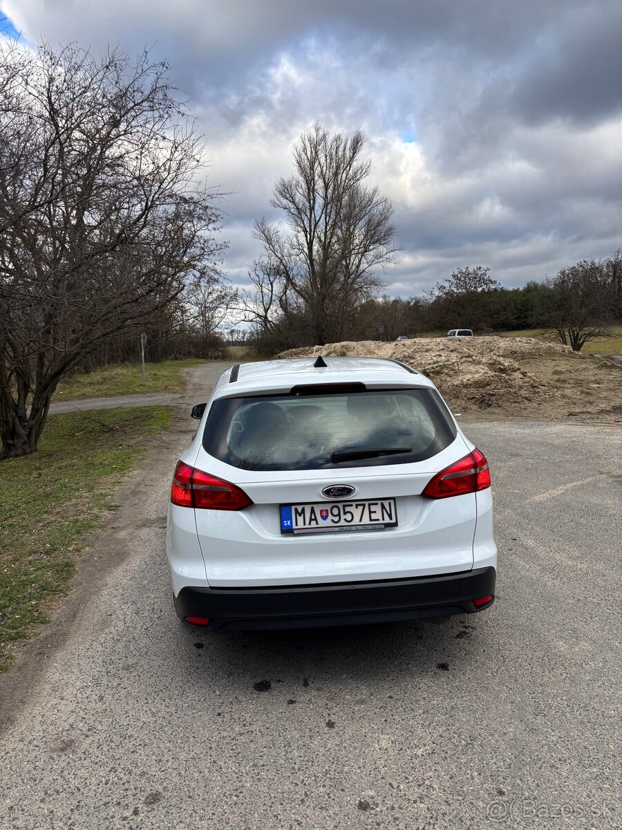 Ford Focus Combi 1.5 TDCi Duratorq 120k Titanium PowerShift - 5