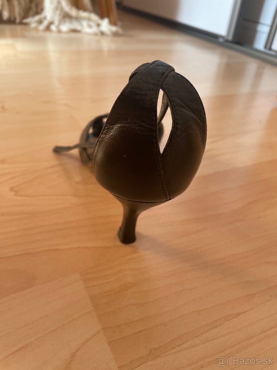 dámske čierne sandale veľ. 37 - 5