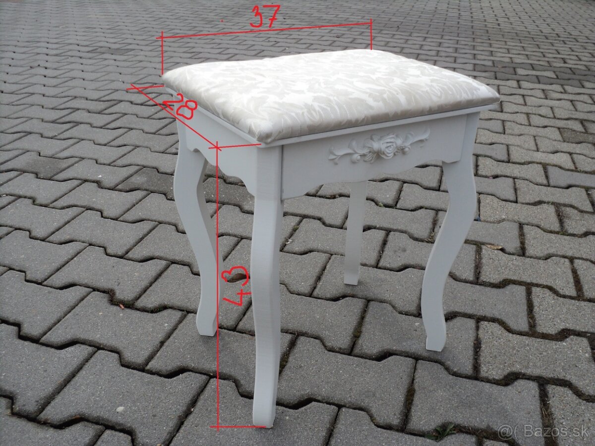 Lampa,lustre,vešiak,ohrievač,zásobník,vysávač,mikrovlnka - 5