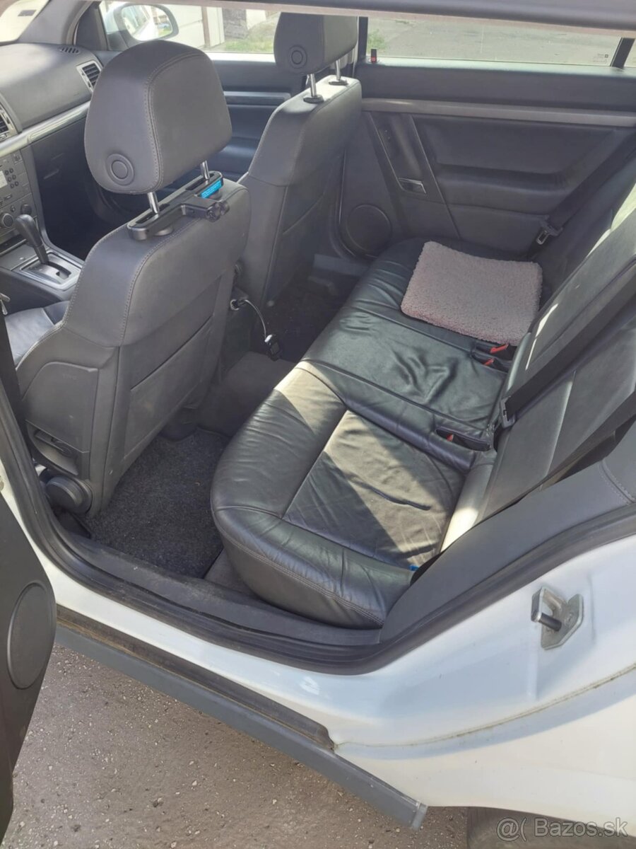 Opel Vectra 3.0 V6 - 5