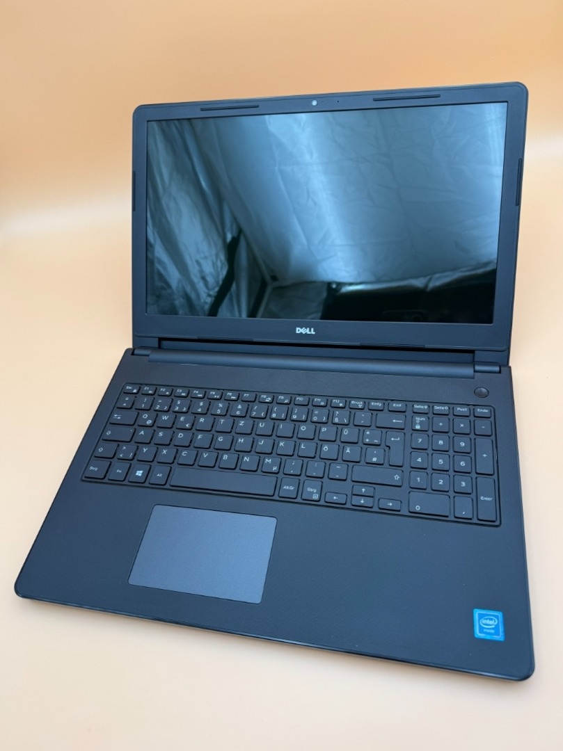 Notebook Dell Celeron N3060 / 8GB RAM / 128GB SSD / HD - 5