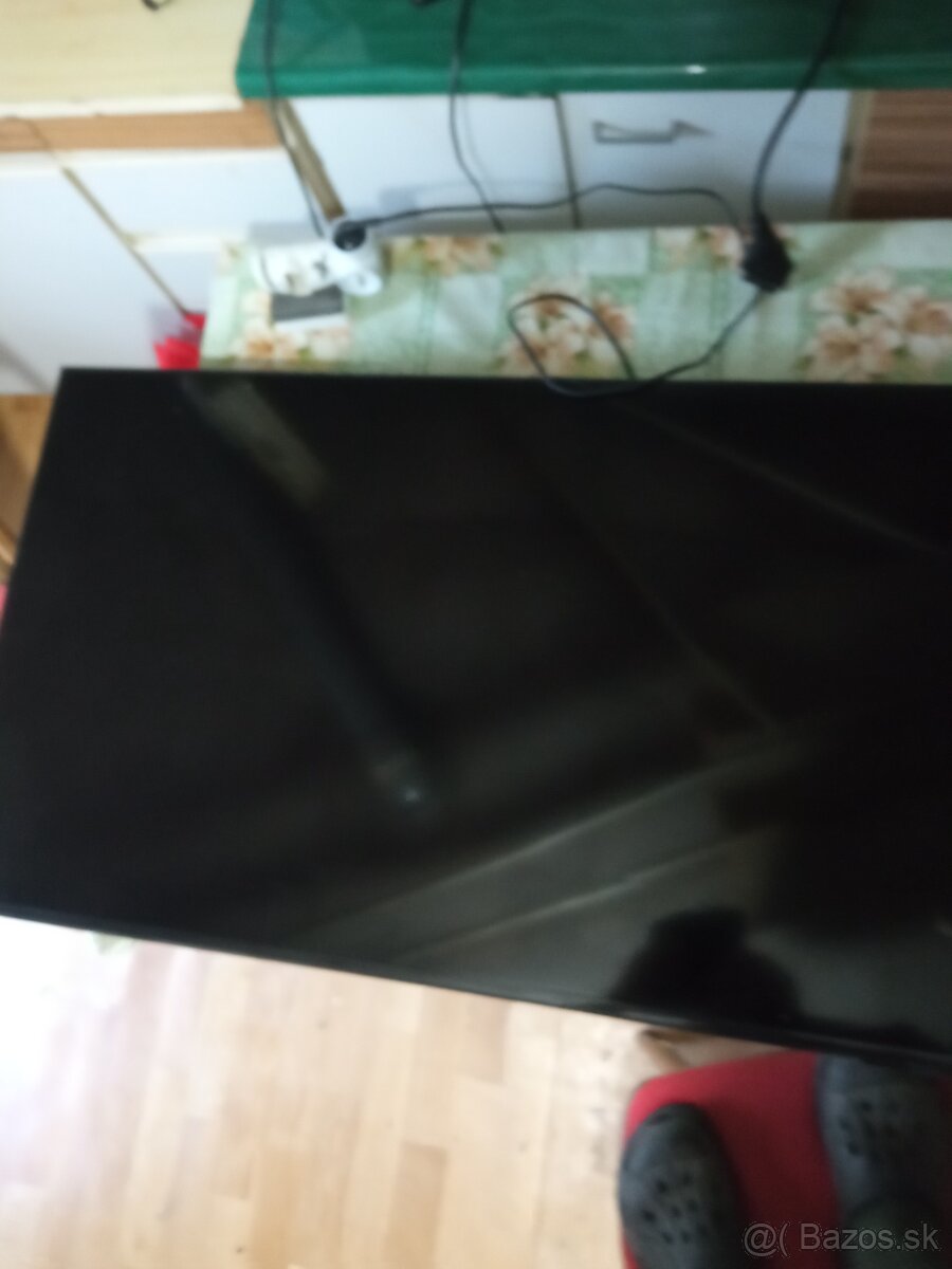 Predám TV Samsung UE43DU7172UXXH - 5