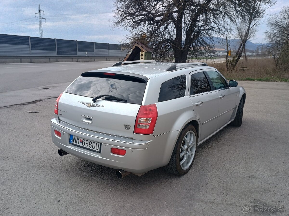 Chrysler 300c - 5