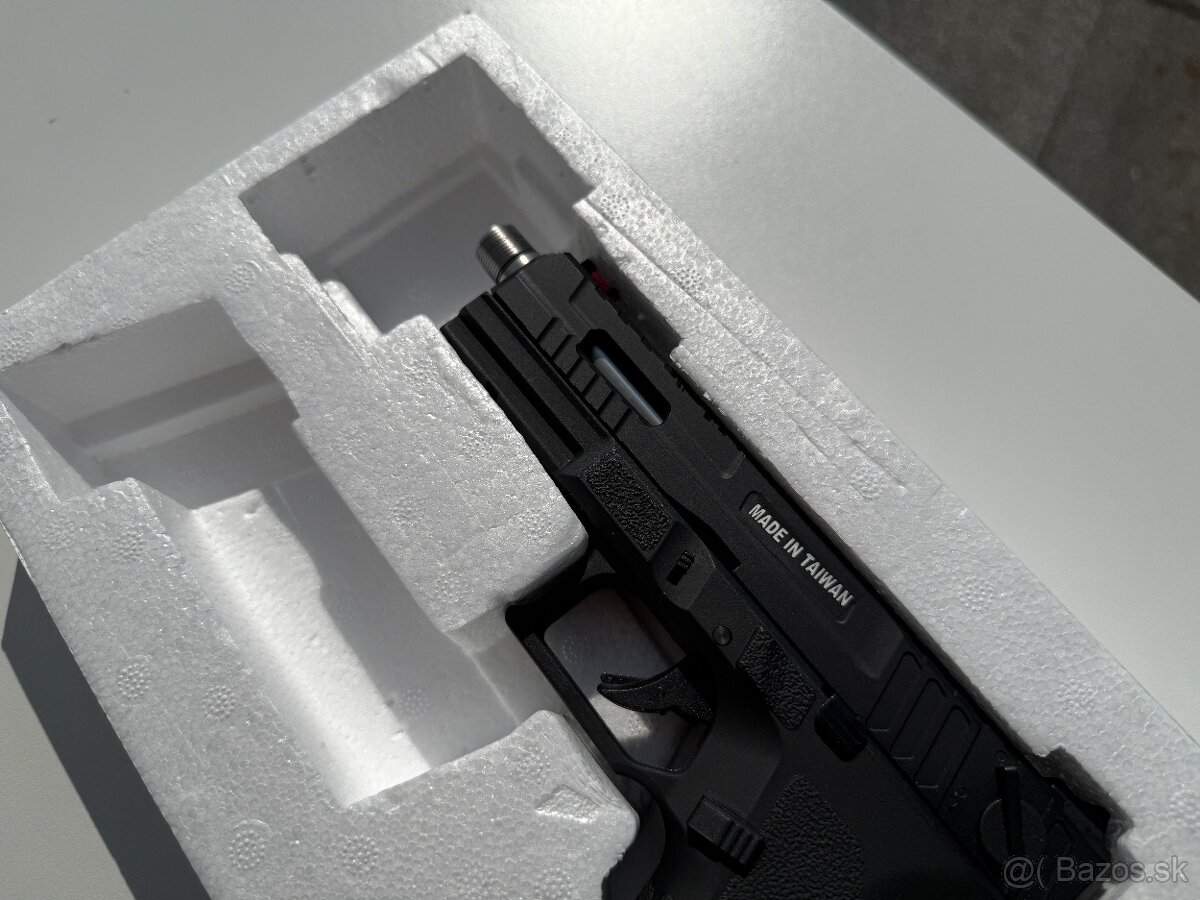 KJ WORKS KP-13F (GBB) + nasvetlovací tlmič - 5